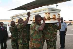 Zambia Air Force pallbearers carry the casket for the late Paramount Chief Mpezeni's wife Rozinyanga Jere at Lusaka city airport